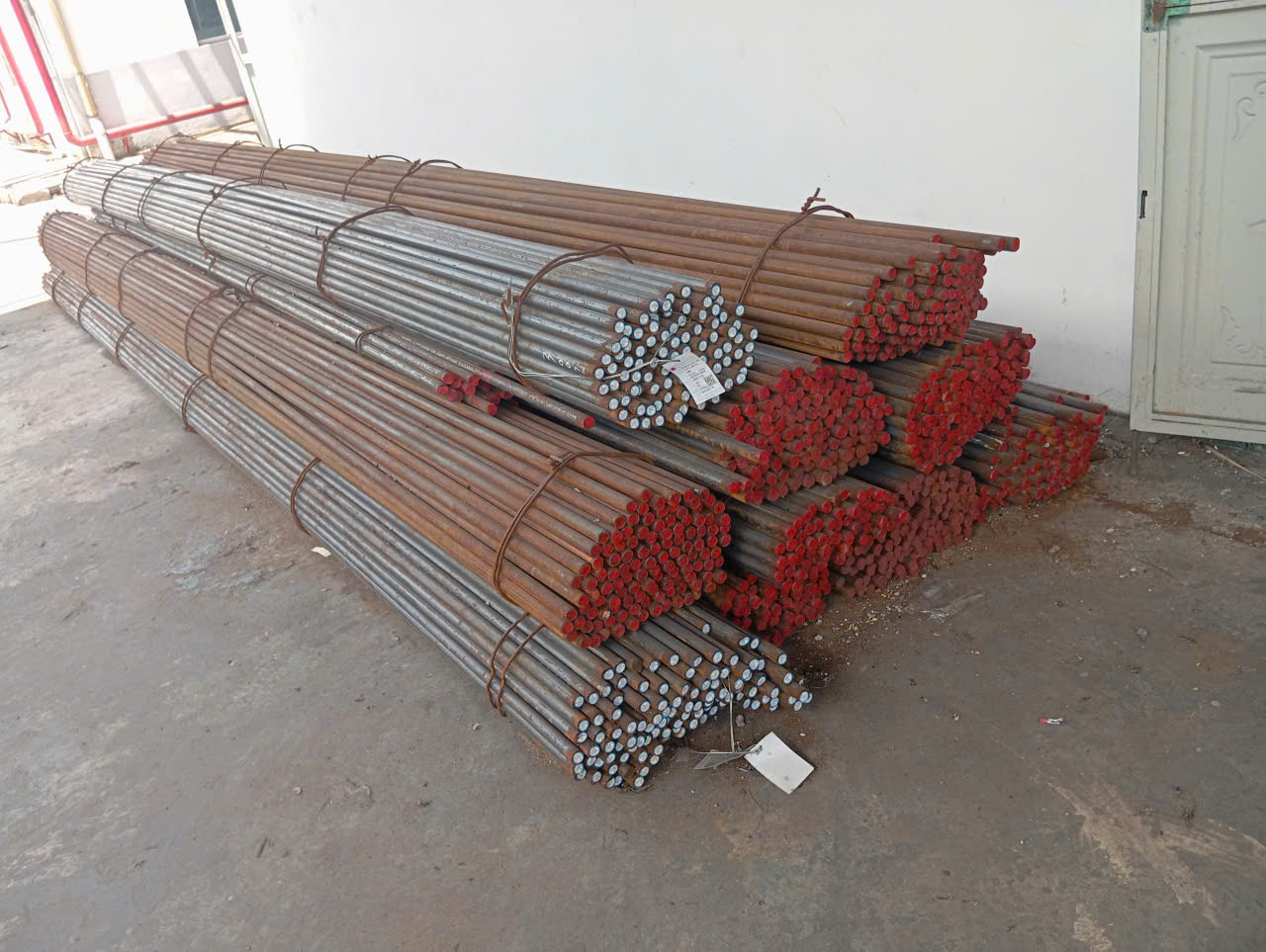 Steel bar - Raw material.jpg